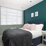 Lovely Brighton Apartments Moments Away From Royal Pavilion